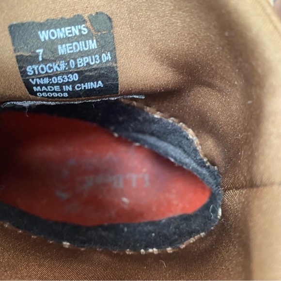 L.L.Bean Suede Thinsulate Pull On Women’s Ankle Boots - Picture 6 of 7